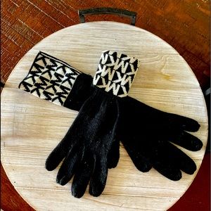 Michael Kors MK monogram gloves